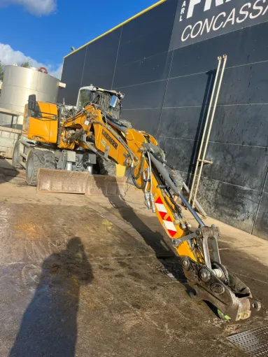 Intervention sur une pelle Liebherr, Béziers, HYDROFLEX