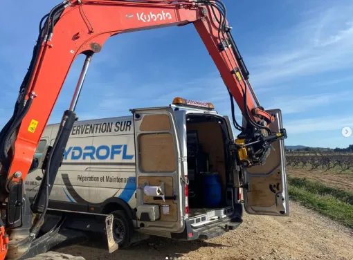Intervention sur un équipement Engcon à Vendres, Béziers, HYDROFLEX